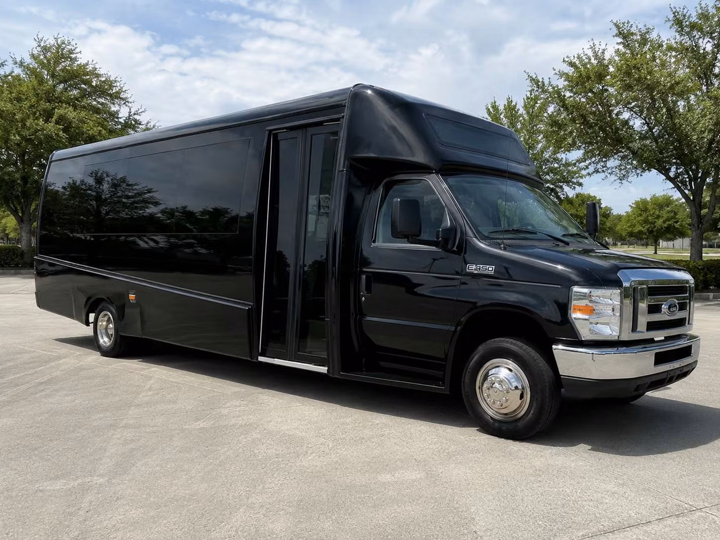 20 passenger minibus