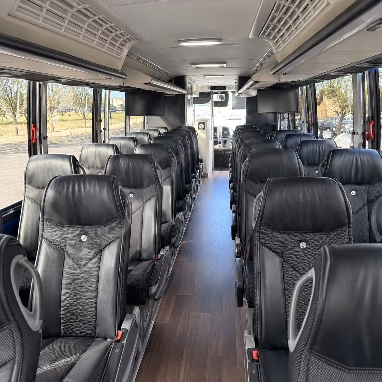 charter buses for uconn huskies games from waterbury