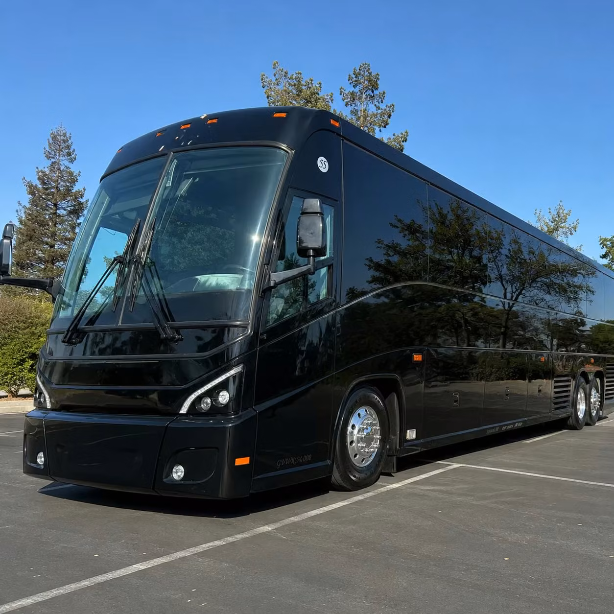 long distance charter bus trips from waterbury to new york city boston and beyond