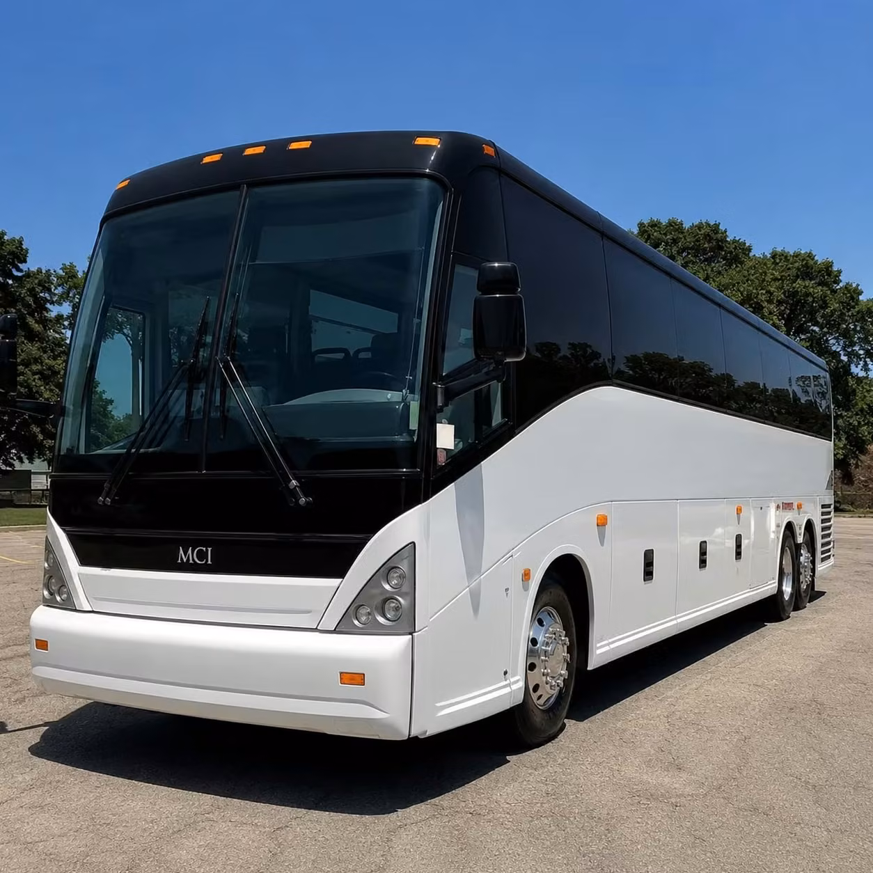 shuttling groups from waterbury to bradley international airport bdl
